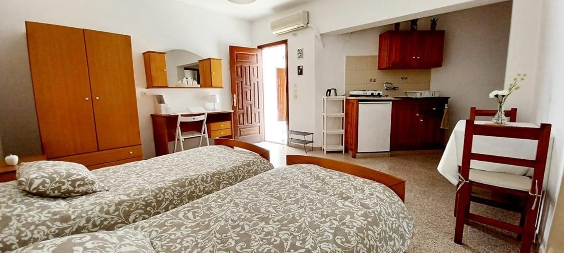 Pefkos Filoxenia Aparthotel Pefki  ภายนอก รูปภาพ